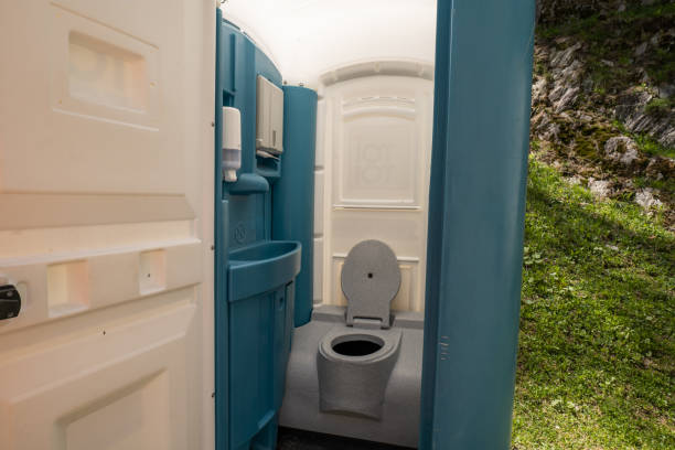 Best Construction site porta potty rental  in Marlinton, WV